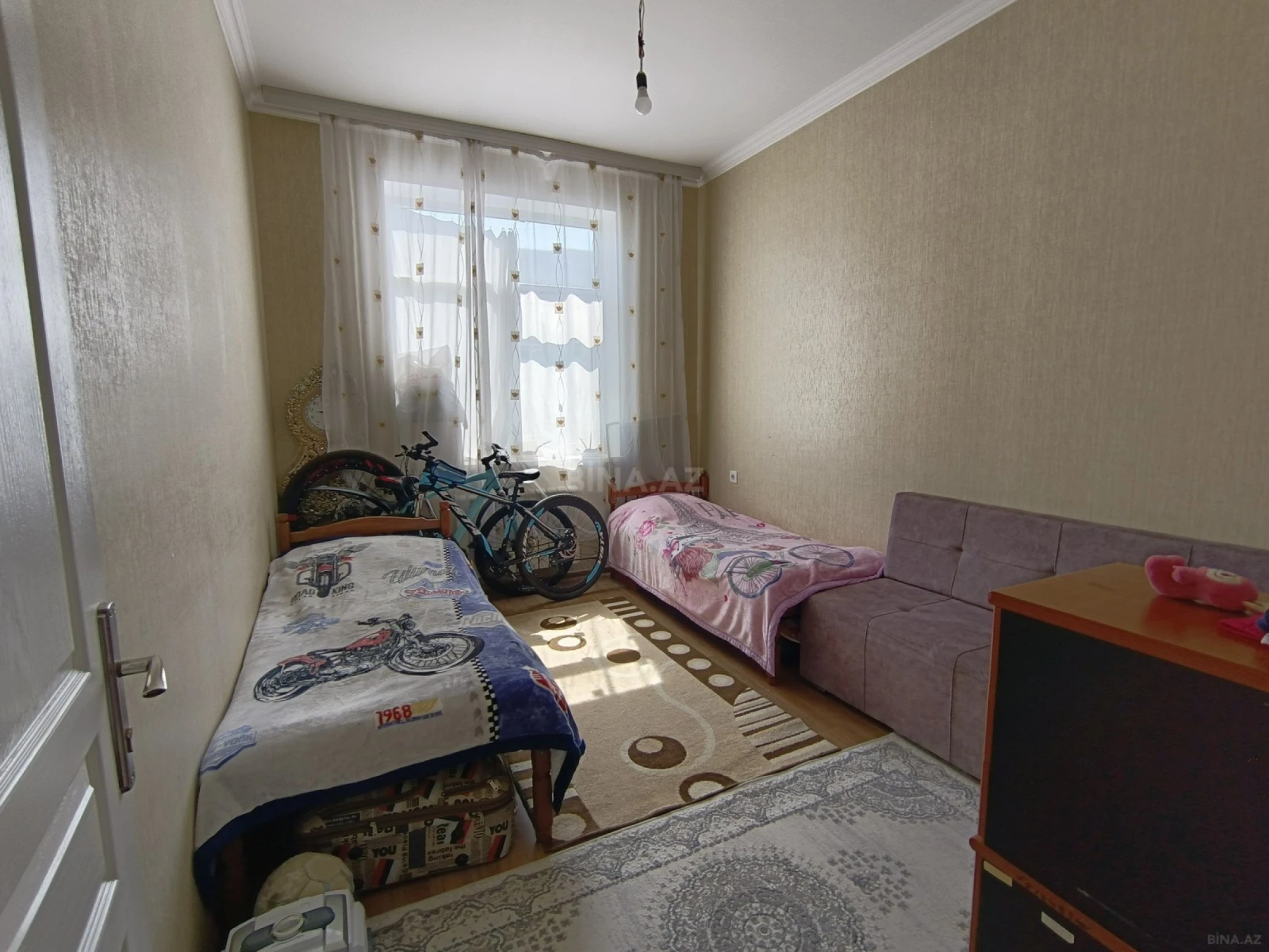 Satılır 4 otaqlı mənzil 100 m²