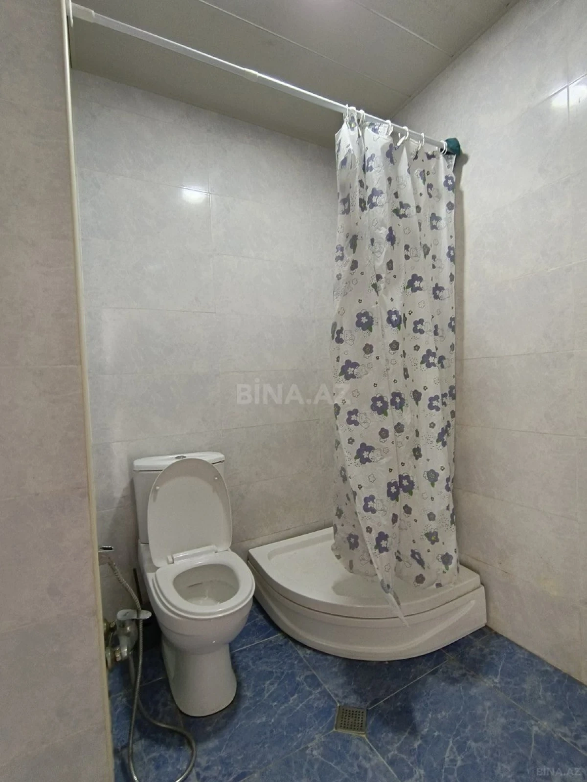 Satılır 4 otaqlı mənzil 100 m²