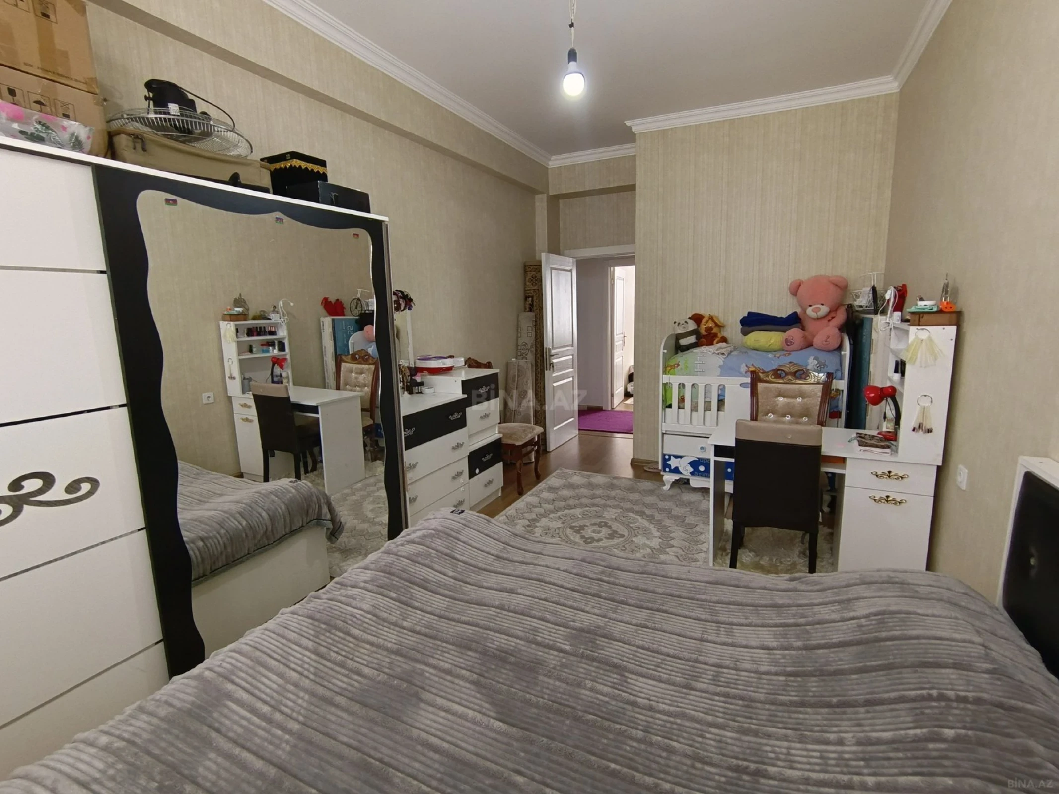 Satılır 4 otaqlı mənzil 100 m²