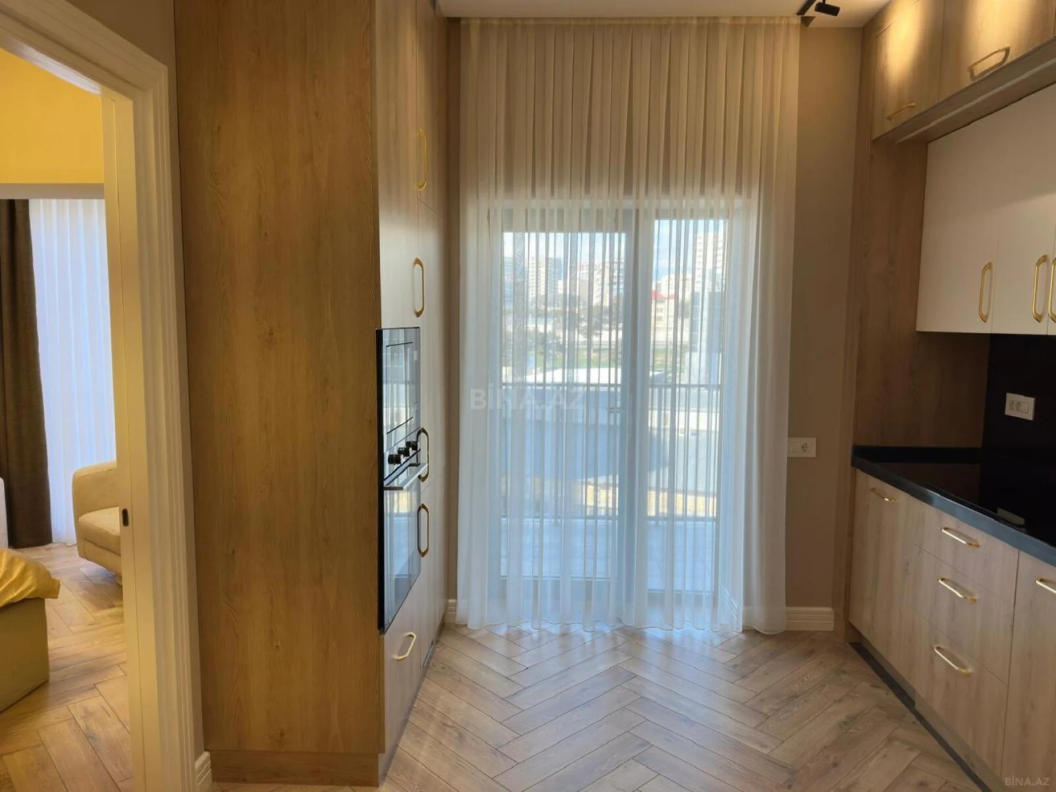 Kirayə verilir 2 otaqlı mənzil 70 m²