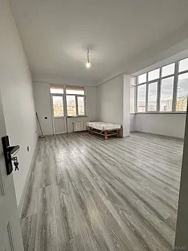 Satılır 3 otaqlı mənzil 105 m²