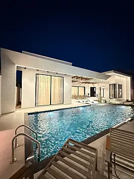 Satılır 5 otaqlı həyət evi 220 m²