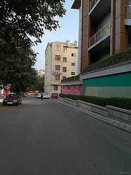 Kirayə verilir 3 otaqlı mənzil 70 m² — Bakı, 8-ci mikrorayon 3 otaq 70.00 m²