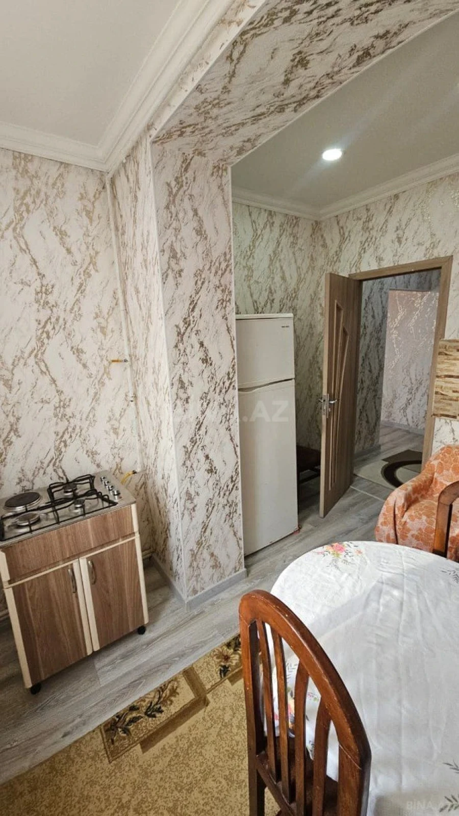 Kirayə verilir 2 otaqlı mənzil 60 m²