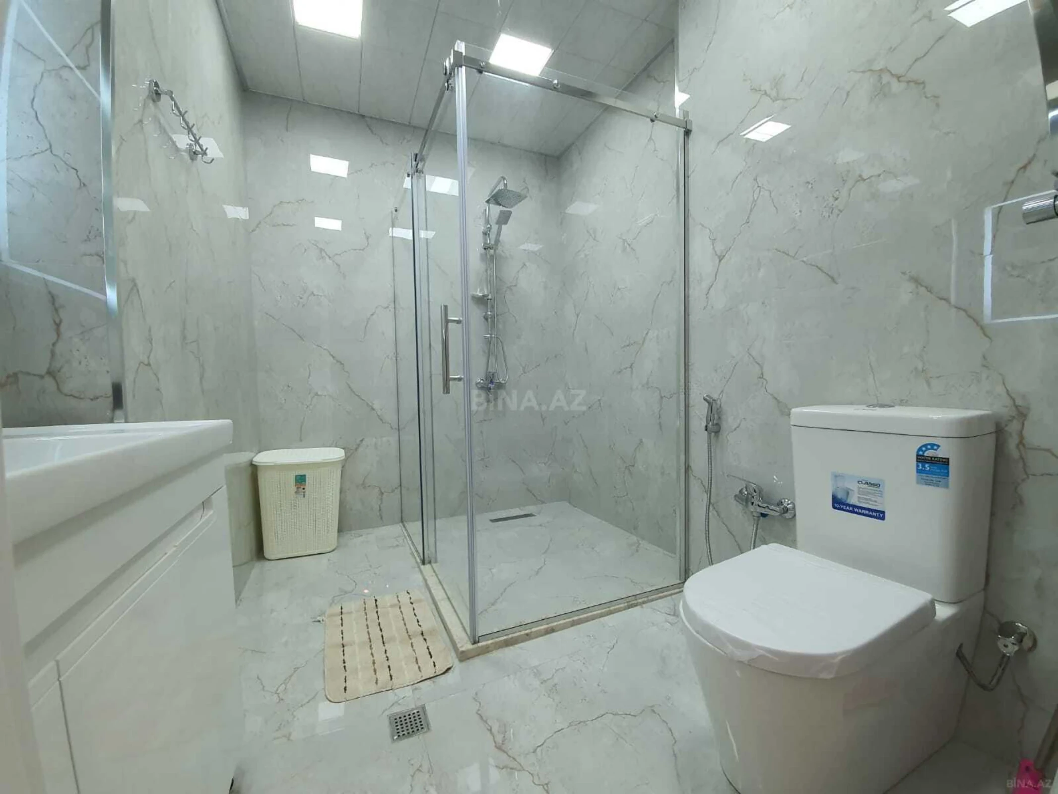 Kirayə verilir 2 otaqlı mənzil 85 m²