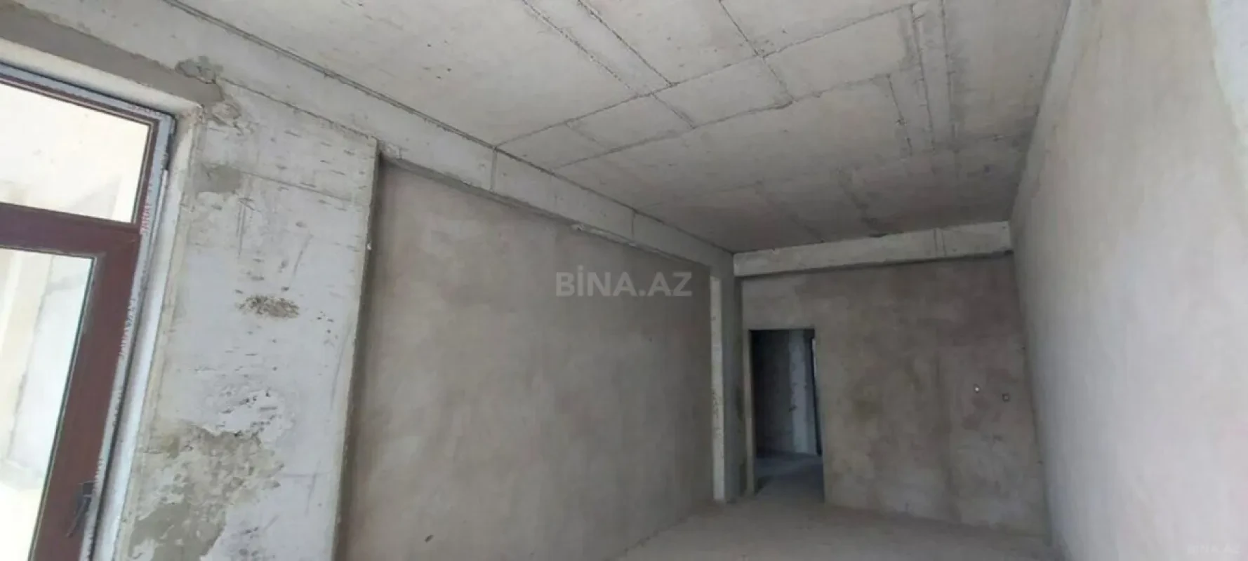 Satılır 3 otaqlı mənzil 179 m²