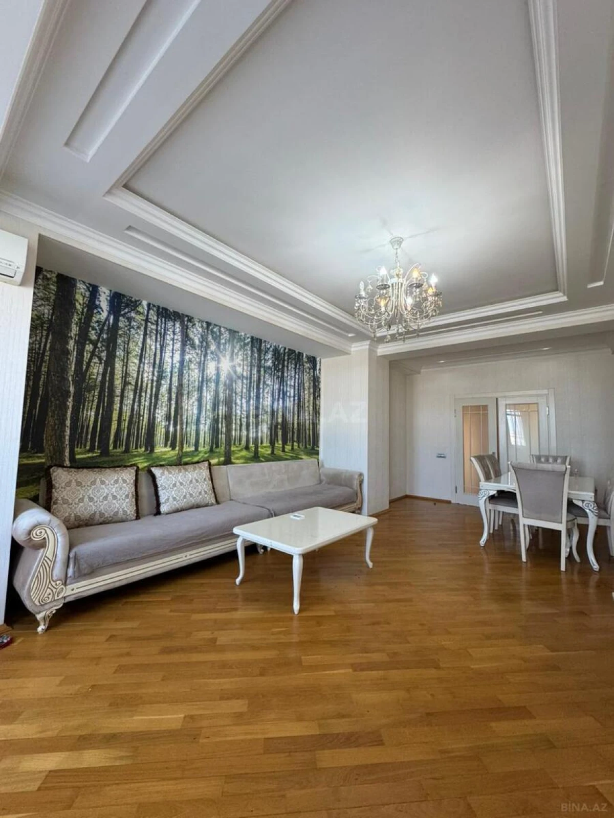 Kirayə verilir 3 otaqlı mənzil 140 m²