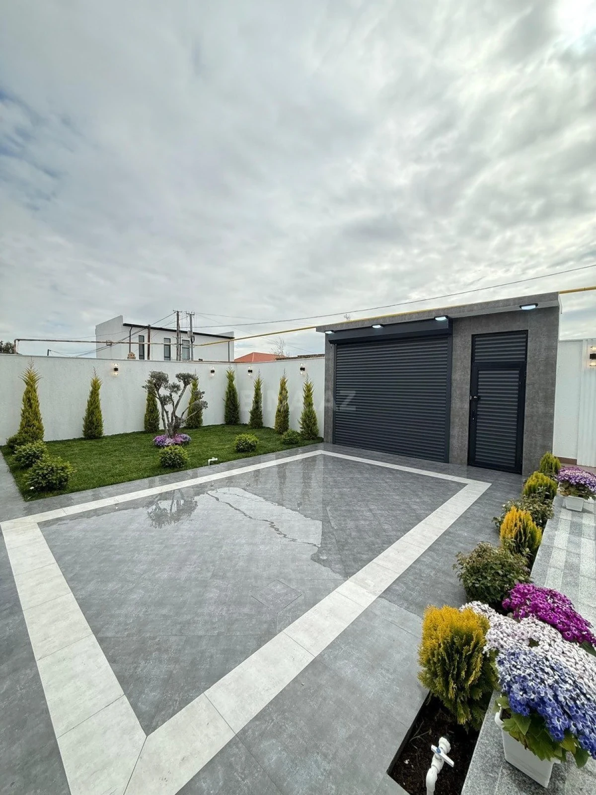 Satılır 4 otaqlı həyət evi 180 m²