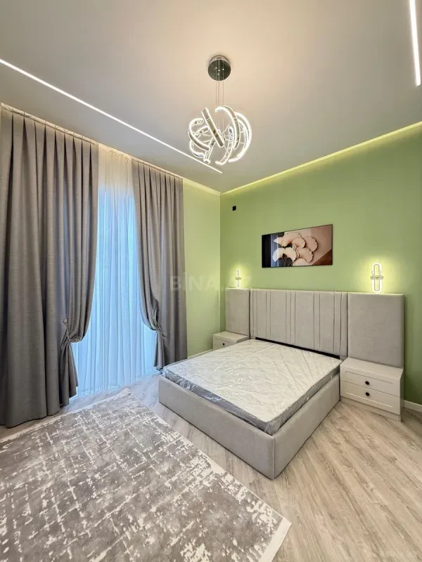 Satılır 4 otaqlı həyət evi 180 m²