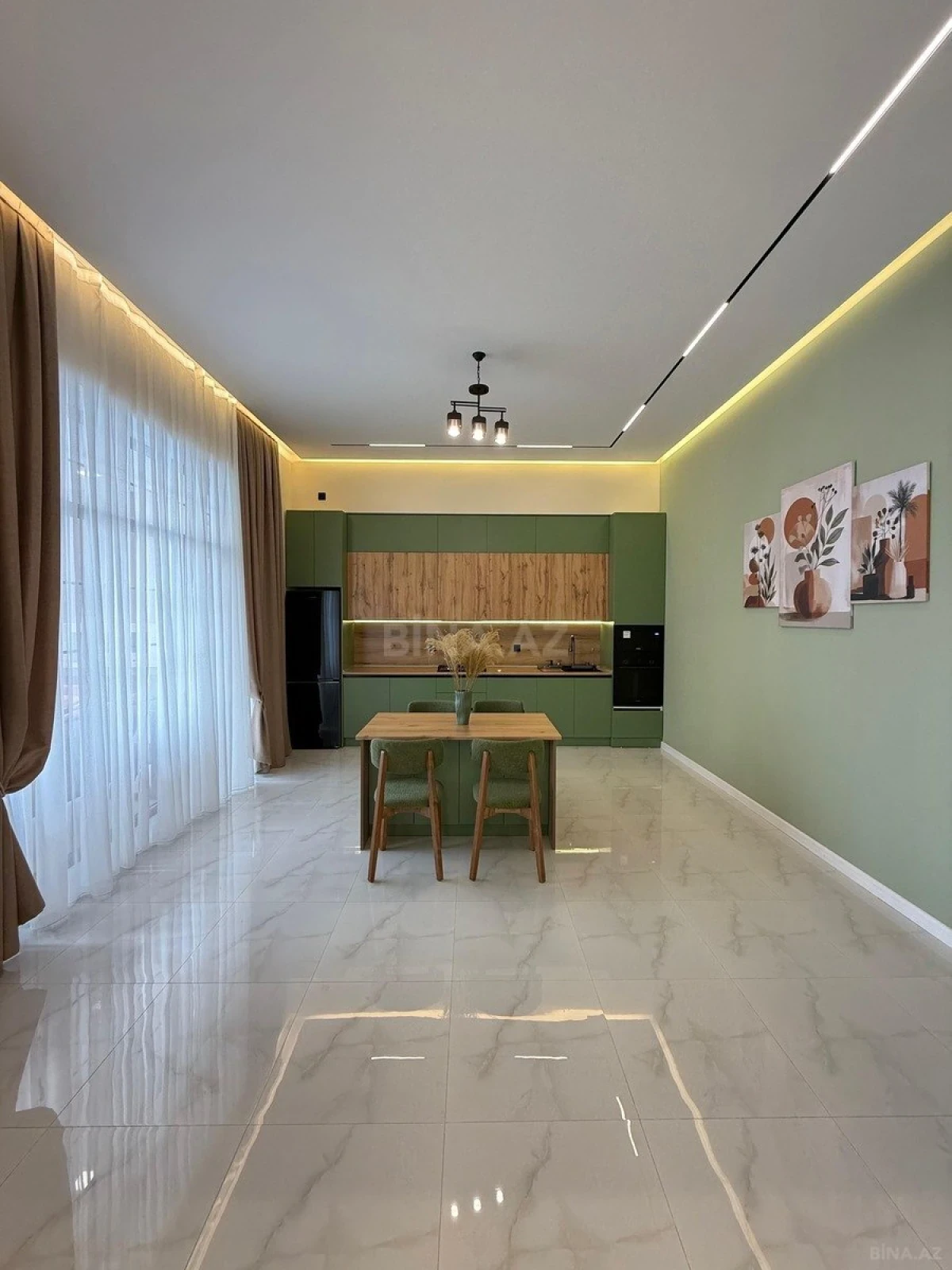 Satılır 4 otaqlı həyət evi 180 m²