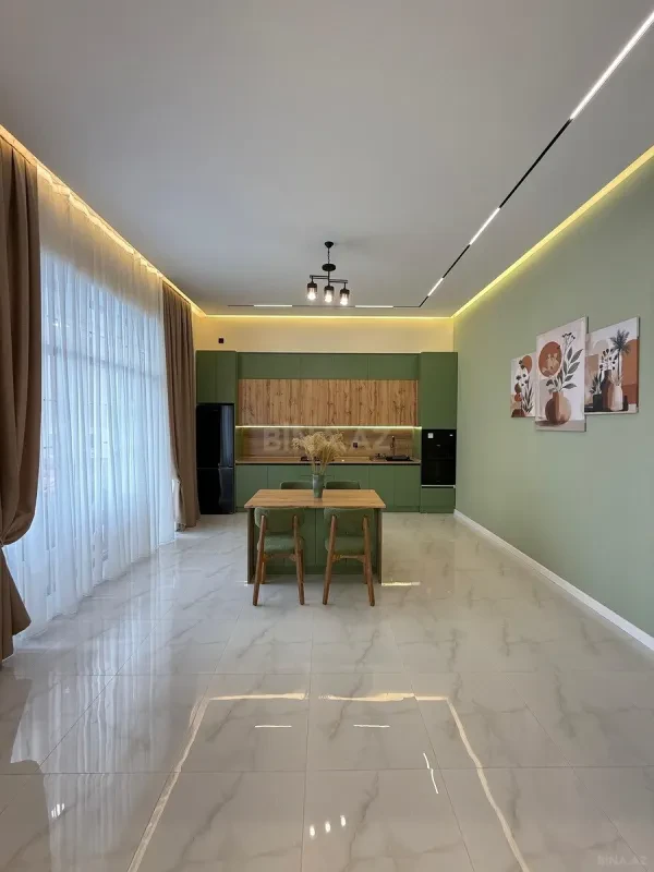 Satılır 4 otaqlı həyət evi 180 m²