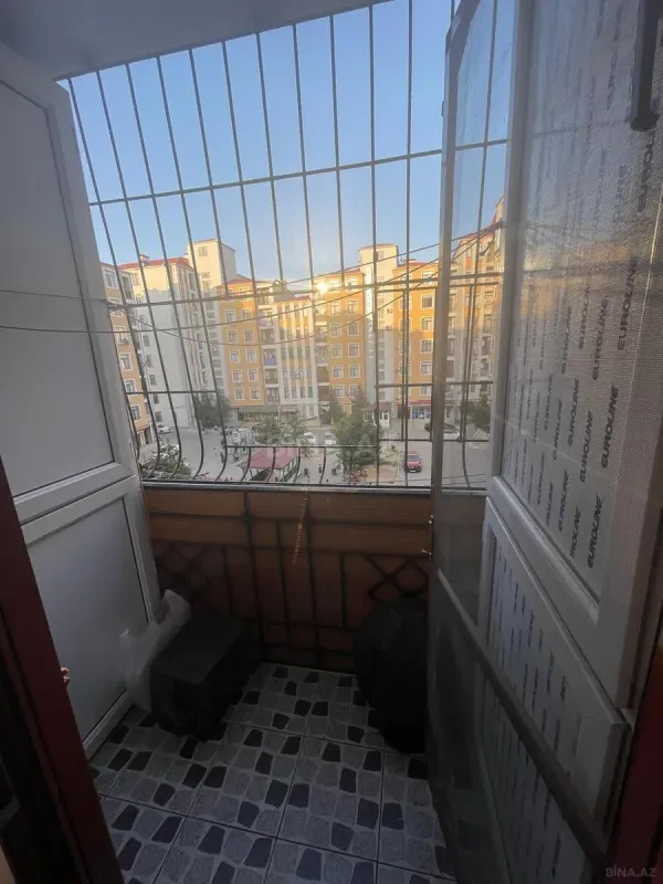 Satılır 2 otaqlı mənzil 70 m²