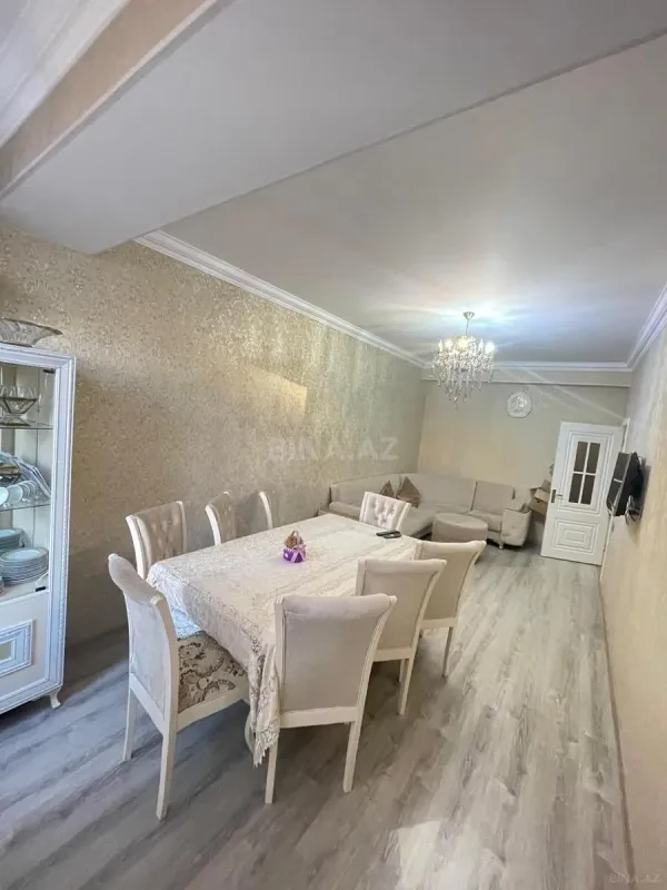 Satılır 2 otaqlı mənzil 70 m²