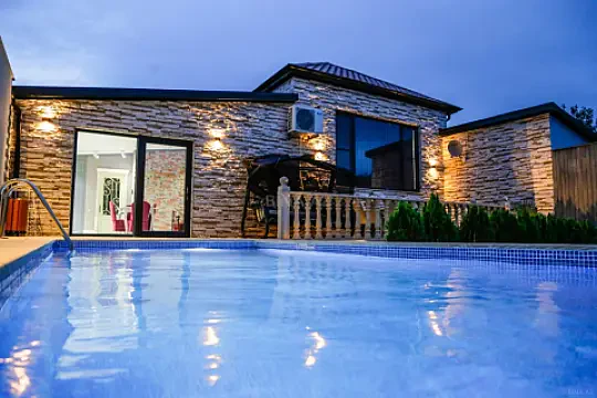 Kirayə verilir 4 otaqlı həyət evi 200 m² — Bakı, Novxanı 4 otaq 200.00 m²