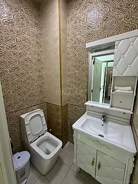 Satılır obyekt 163 m²