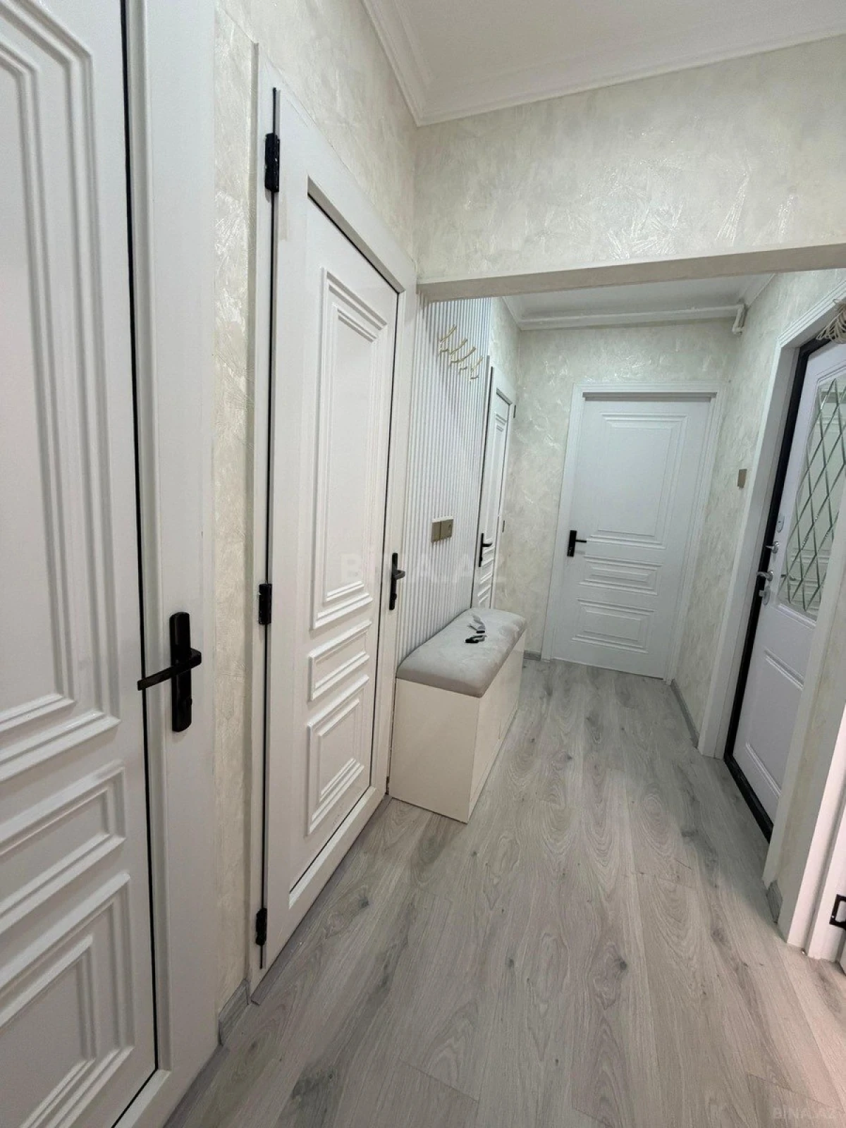 Satılır 2 otaqlı mənzil 60 m²