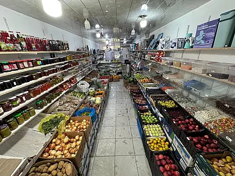 Satılır obyekt 82 m² — Bakı, Memar Əcəmi yanı 82.00 m²
