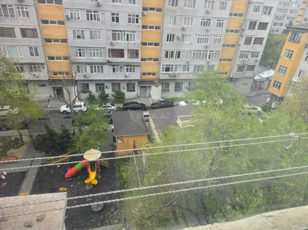 Satılır 3 otaqlı mənzil 60 m²