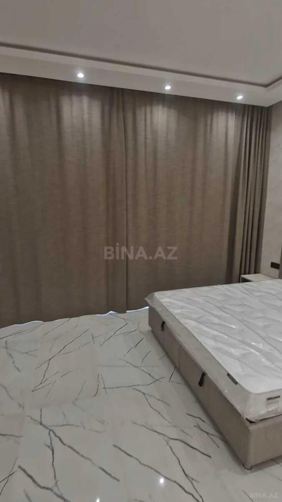 Kirayə verilir 1 otaqlı mənzil 57 m²