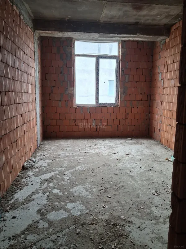 Satılır 1 otaqlı mənzil 42 m²