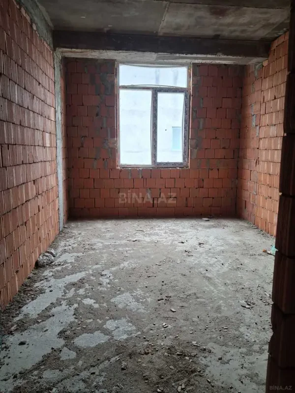Satılır 1 otaqlı mənzil 42 m²