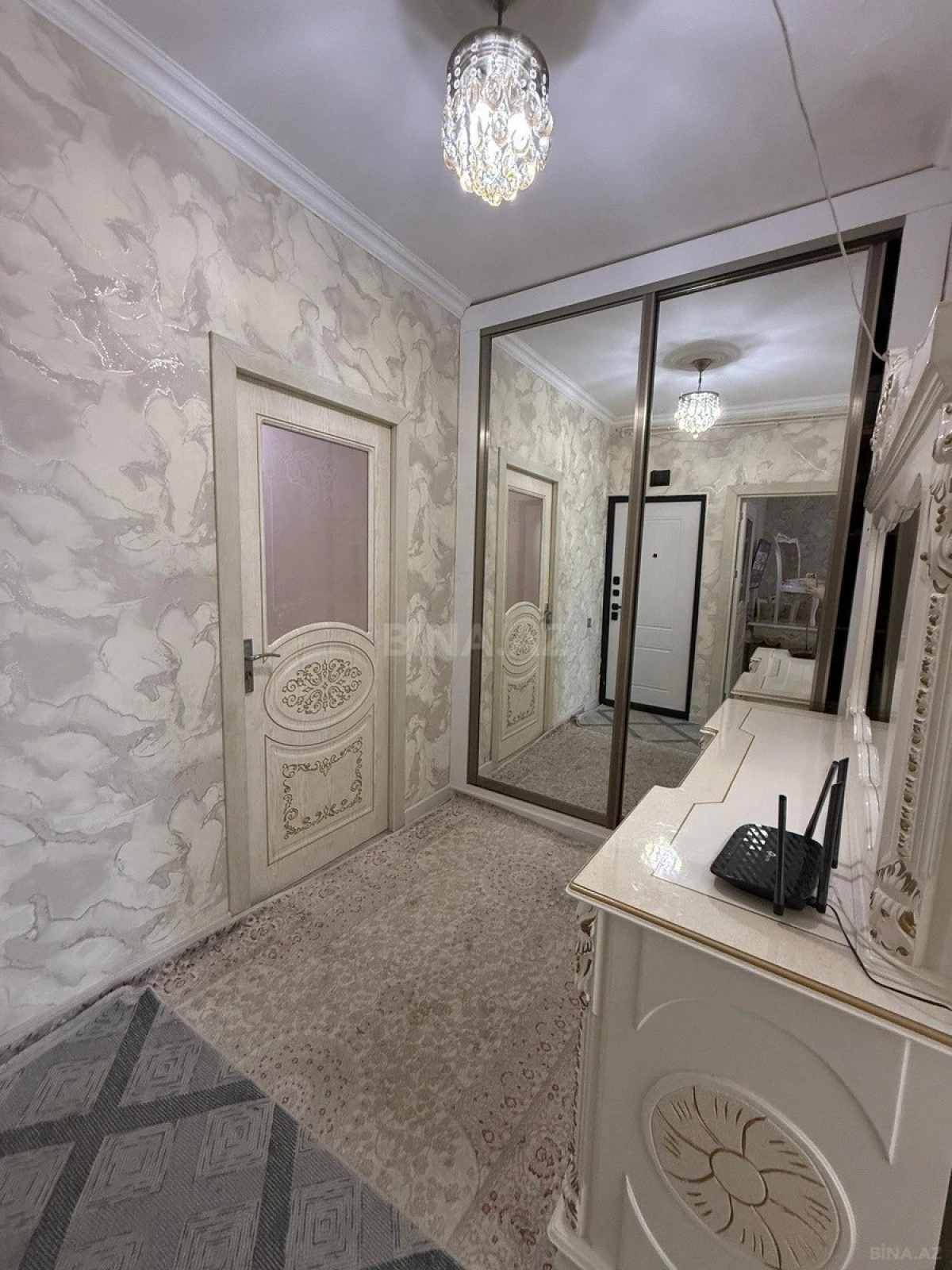 Satılır 2 otaqlı mənzil 65 m²