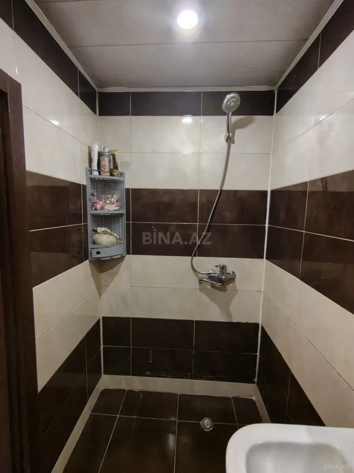 Satılır 2 otaqlı mənzil 43.5 m²