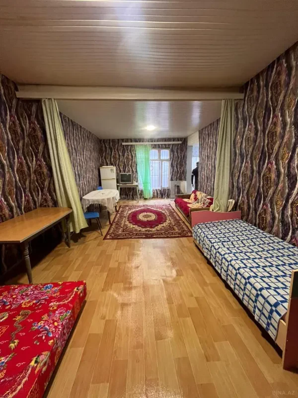Kirayə verilir 1 otaqlı həyət evi 40 m²
