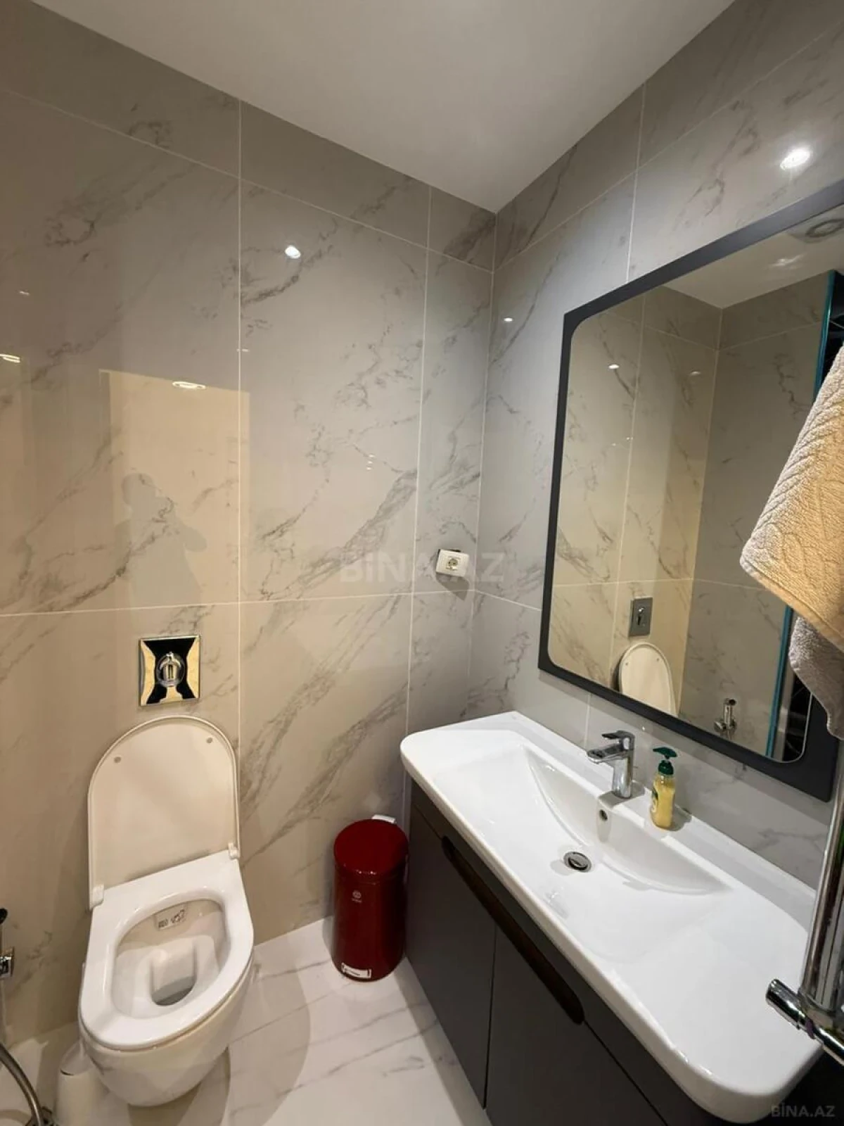 Satılır 3 otaqlı mənzil 83 m²