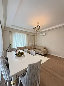 Satılır 3 otaqlı mənzil 83 m²