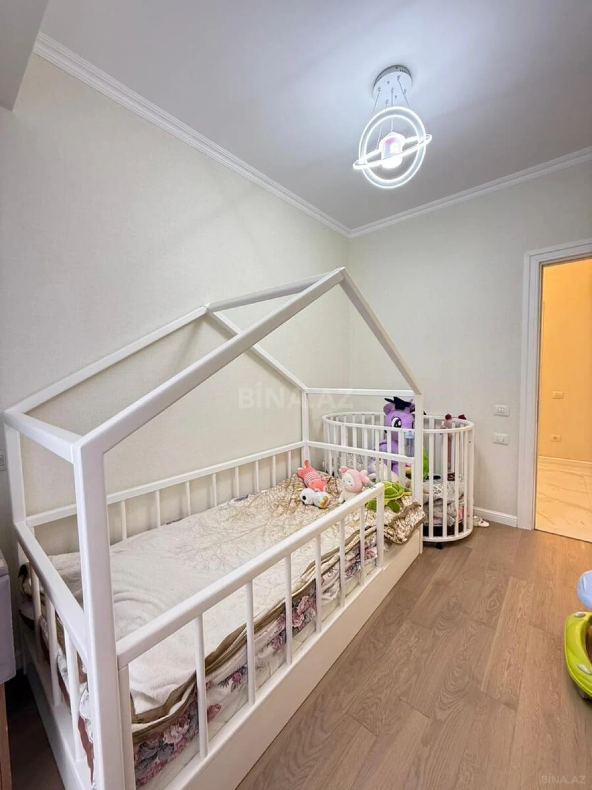 Satılır 3 otaqlı mənzil 83 m²