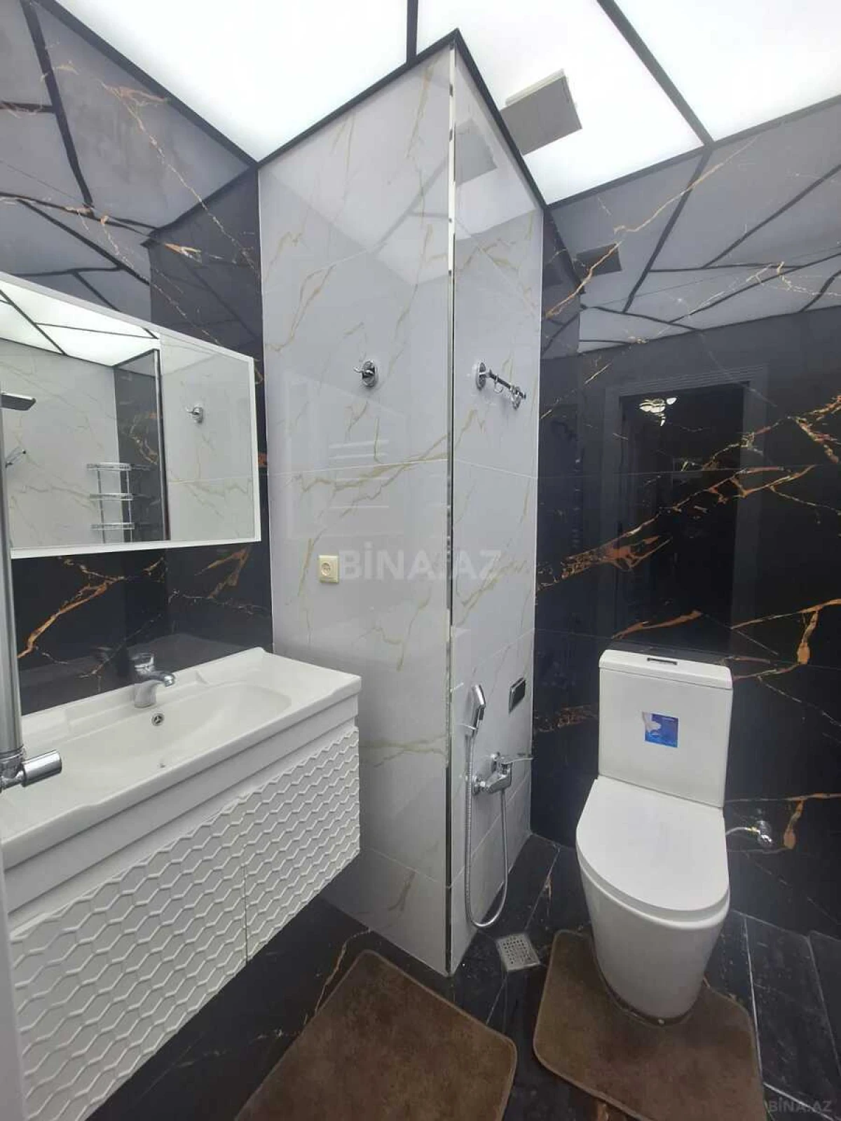 Satılır 2 otaqlı mənzil 50 m²
