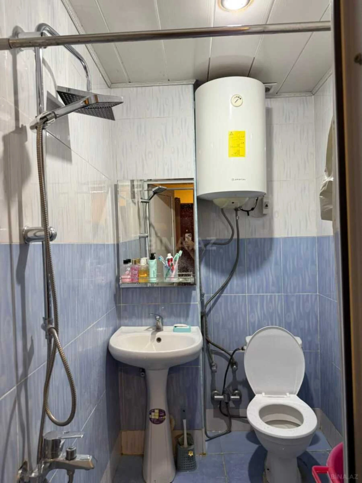Kirayə verilir 3 otaqlı mənzil 59 m²