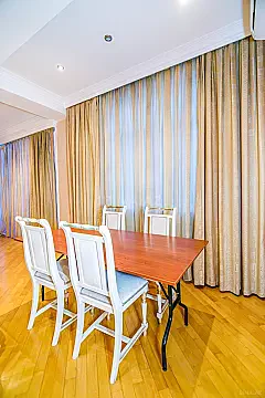 Kirayə verilir 2 otaqlı mənzil 120 m²