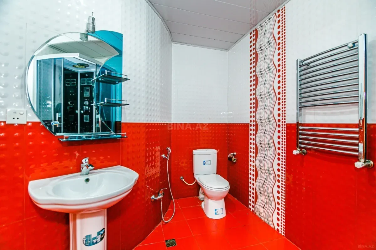 Kirayə verilir 2 otaqlı mənzil 120 m²