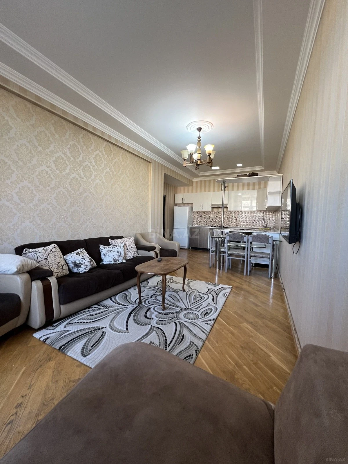 Kirayə verilir 3 otaqlı mənzil 89 m²