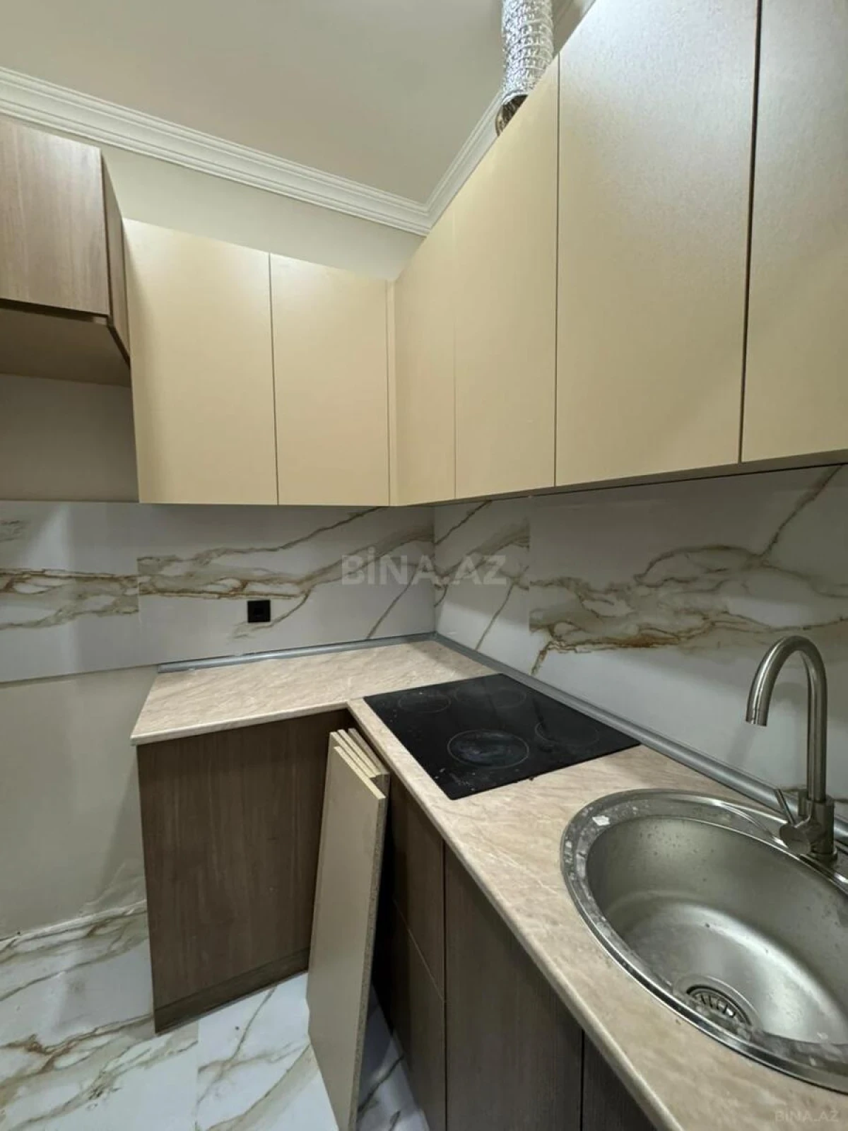Kirayə verilir 15 otaqlı ofis 550 m²