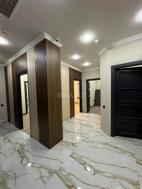 Kirayə verilir 15 otaqlı ofis 550 m²