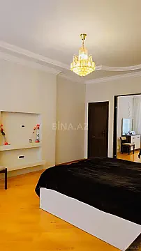 Satılır 6 otaqlı həyət evi 510 m²
