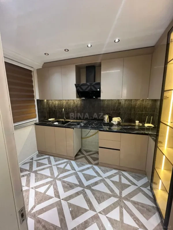 Satılır 2 otaqlı mənzil 60 m²