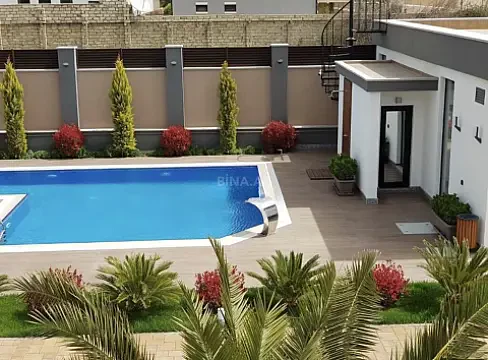 Kirayə verilir 6 otaqlı həyət evi 400 m²