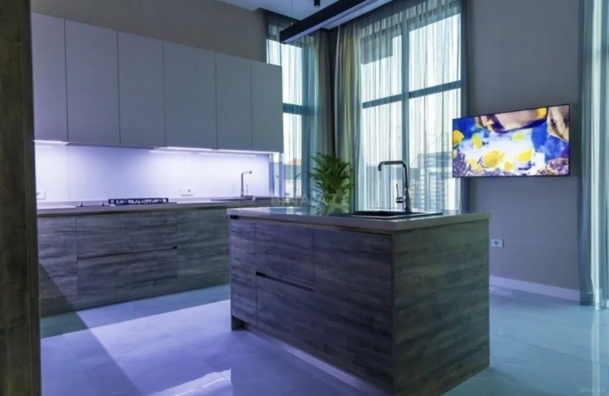 Kirayə verilir 6 otaqlı həyət evi 400 m²