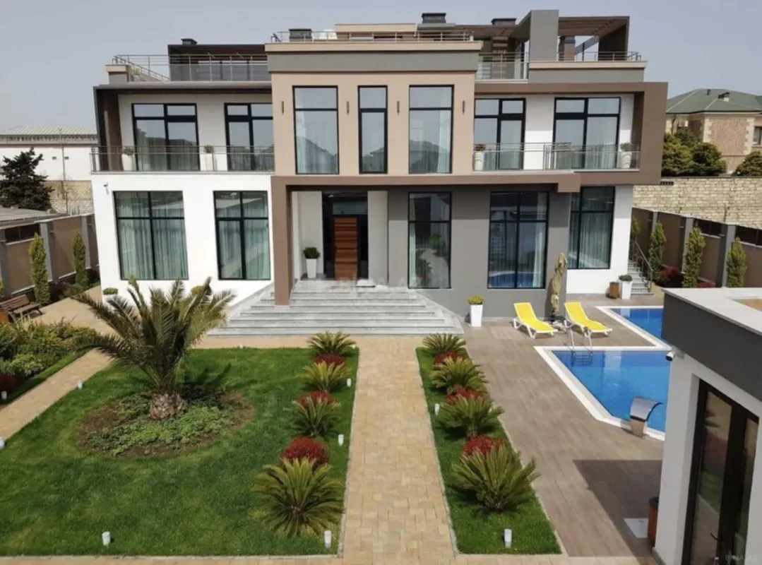Kirayə verilir 6 otaqlı həyət evi 400 m²