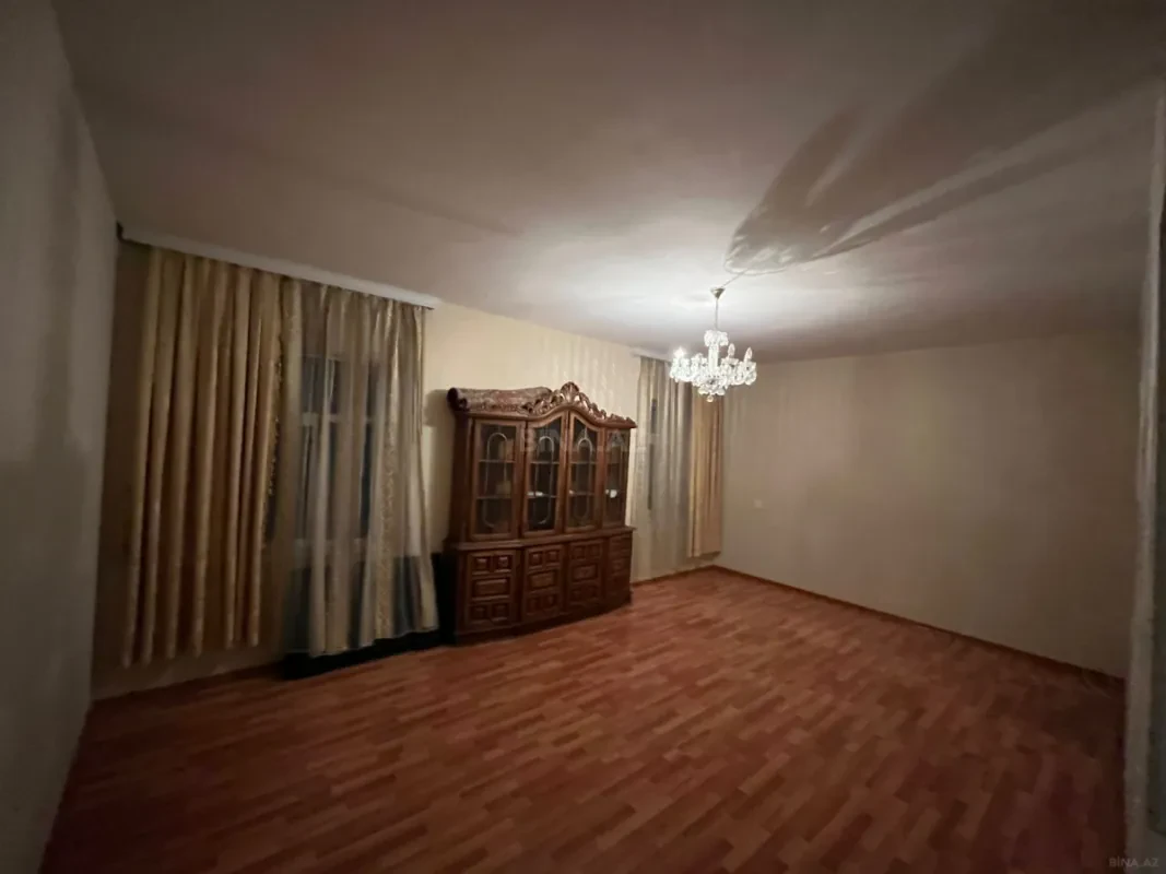 Satılır 3 otaqlı mənzil 110 m²