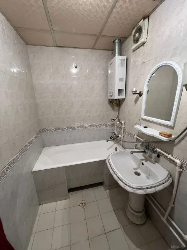 Satılır 3 otaqlı mənzil 110 m²
