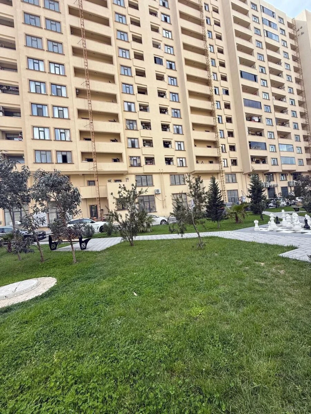 Satılır 2 otaqlı mənzil 55 m²