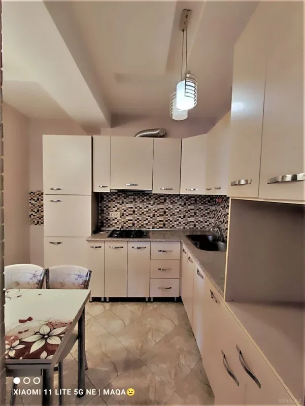 Kirayə verilir 3 otaqlı mənzil 90 m²