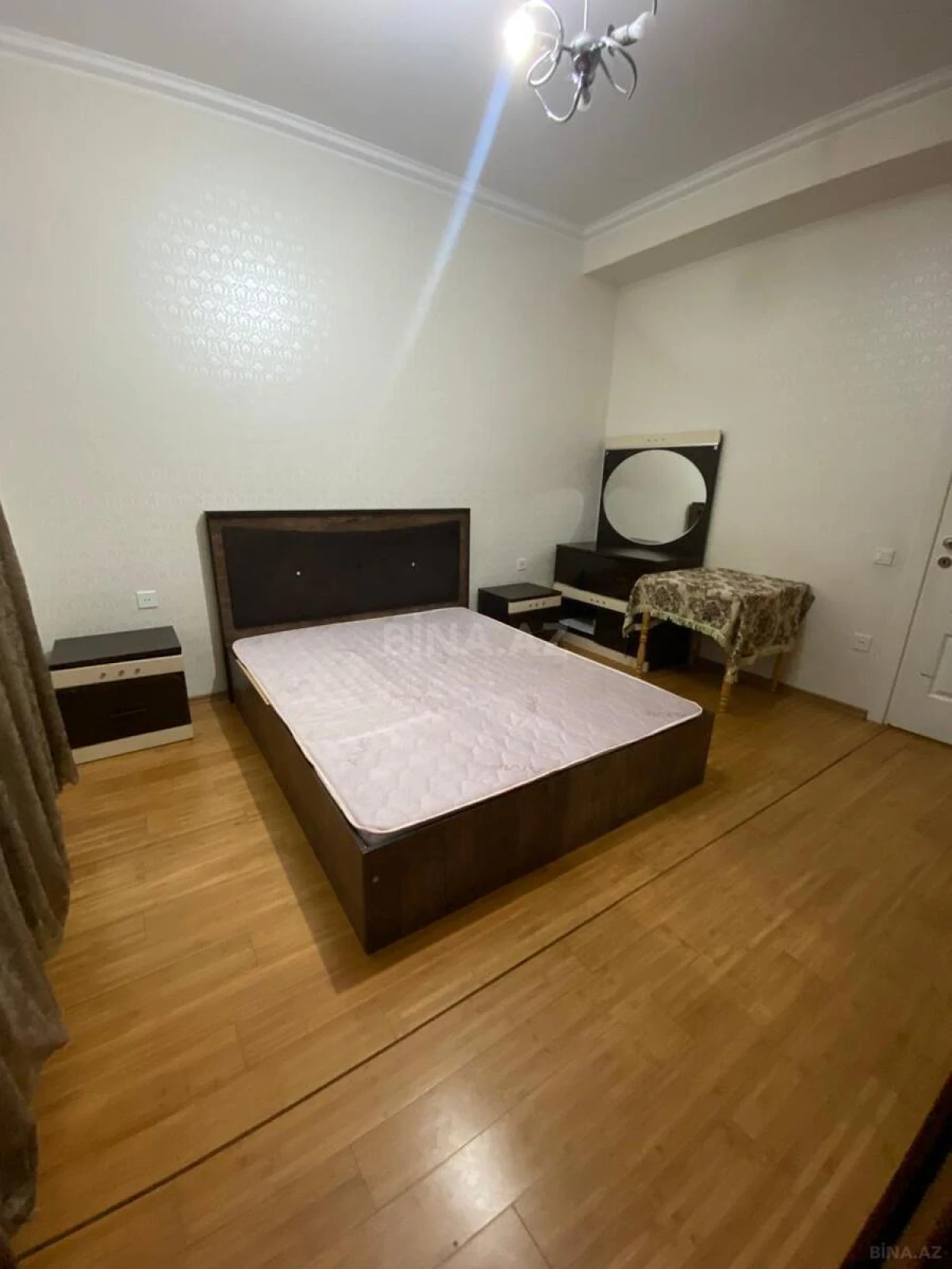 Kirayə verilir 2 otaqlı mənzil 55 m²
