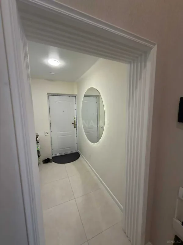 Satılır 2 otaqlı mənzil 82 m²