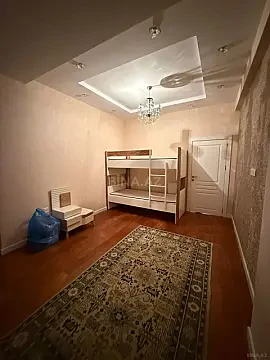 Kirayə verilir 3 otaqlı mənzil 115 m²